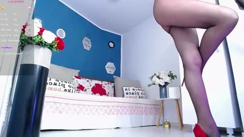 Amalia online show from 05-23-26, 02:43