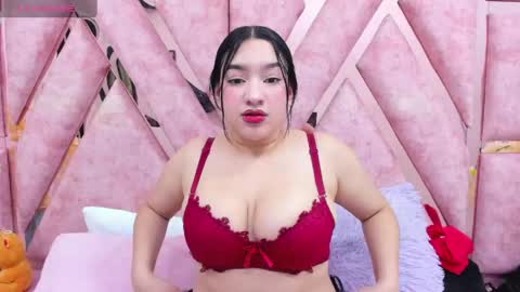 Snapshot of afroditta_hill chatting on 06-09-26, 03:40 afroditta_hill online show from 06-09-26, 03:40