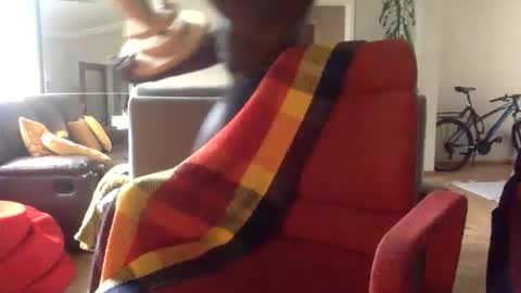 Snapshot of afromale123 chatting on 10-20-25, 01:33 afromale123 online show from 10-20-25, 01:33