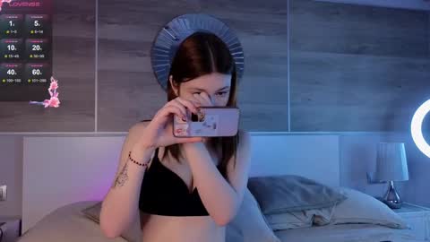 Anna online show from 02-11-25, 01:41