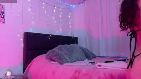 Snapshot of agata_evans_ chatting on 04-05-26, 10:07 AGATA online show from 04-05-26, 10:07