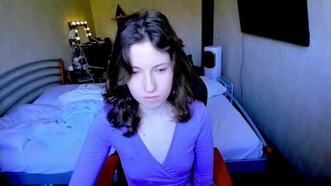 Snapshot of agata_in_wonderland chatting on 09-17-25, 08:49 agata_in_wonderland online show from 09-17-25, 08:49