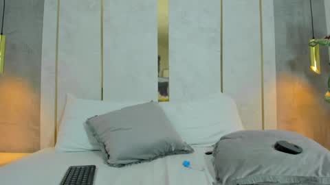 Snapshot of agata_noir chatting on 05-10-26, 08:41 A G A T A online show from 05-10-26, 08:41
