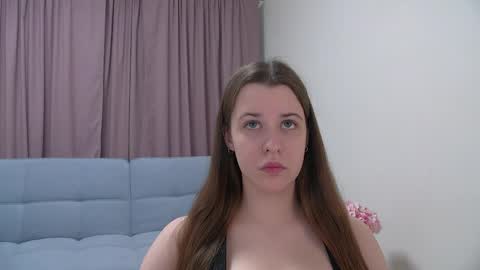 Agata Aisitt online show from 05-25-26, 05:35