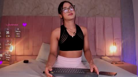 agatha_jener online show from 04-06-26, 11:33