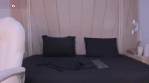 Agatha Steel online show from 01-17-26, 08:12