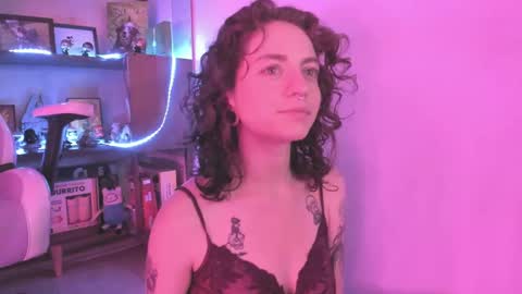 Camila     2 online show from 01-22-25, 01:10