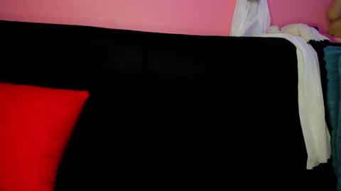  ines  online show from 10-20-25, 02:06