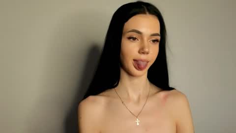 agness_leas online show from 03-18-26, 05:05