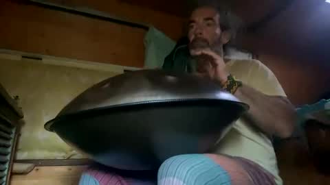 Snapshot of aguacateman7 chatting on 03-08-25, 06:05 Juan online show from 03-08-25, 06:05