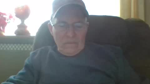 aguynrkfrd online show from 12-24-24, 06:28