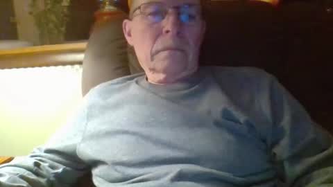 aguynrkfrd online show from 01-06-26, 10:30