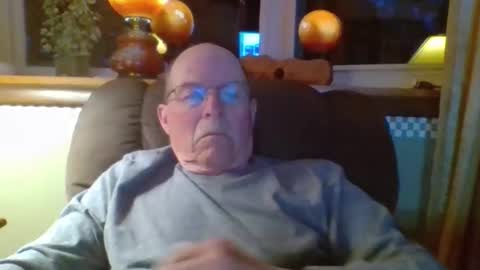 aguynrkfrd online show from 05-14-26, 09:49