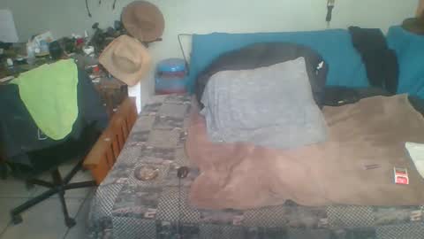 Snapshot of ahardmaniam chatting on 09-21-25, 07:37 Jimmy online show from 09-21-25, 07:37