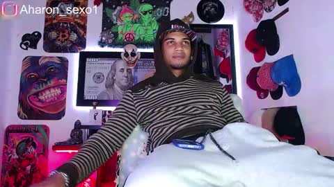 Aharon  Zamora online show from 02-23-25, 06:39