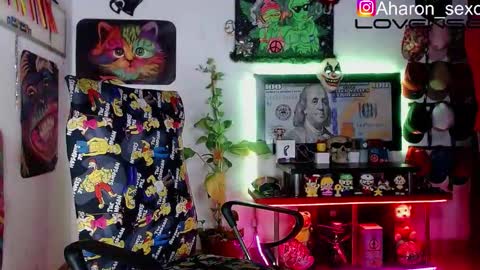 Aharon  Zamora online show from 10-26-25, 02:50