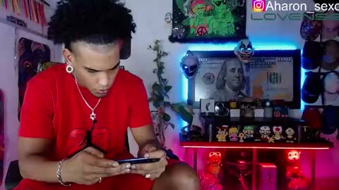 Aharon  Zamora online show from 10-29-25, 04:48