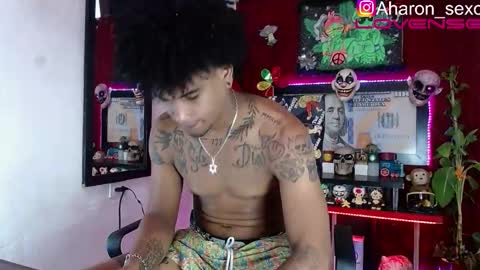 Aharon  Zamora online show from 10-31-25, 09:05