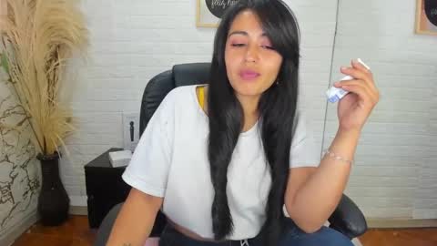 Snapshot of ahisha09 chatting on 02-13-25, 06:38 Ahisha online show from 02-13-25, 06:38