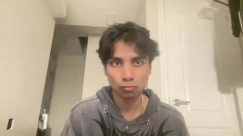 Snapshot of ahmedkhan632131 chatting on 07-04-26, 02:40 Dylan online show from 07-04-26, 02:40