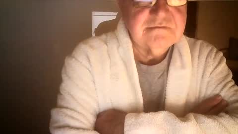 Snapshot of ahmole chatting on 12-13-24, 10:13 Ole online show from 12-13-24, 10:13