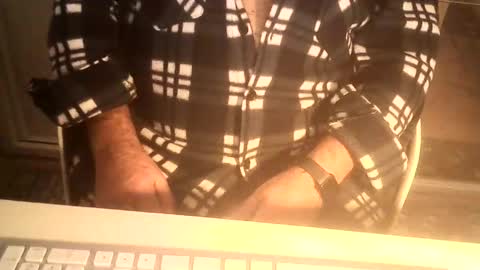 Snapshot of ahmole chatting on 01-02-25, 09:39 Ole online show from 01-02-25, 09:39