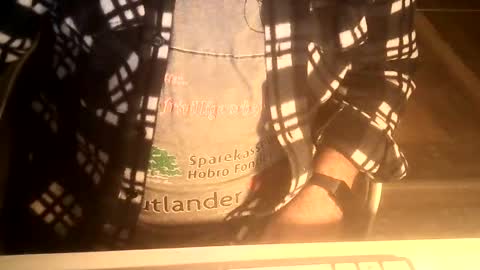 Snapshot of ahmole chatting on 01-12-25, 10:01 Ole online show from 01-12-25, 10:01