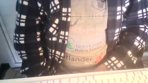 Snapshot of ahmole chatting on 01-30-25, 09:36 Ole online show from 01-30-25, 09:36