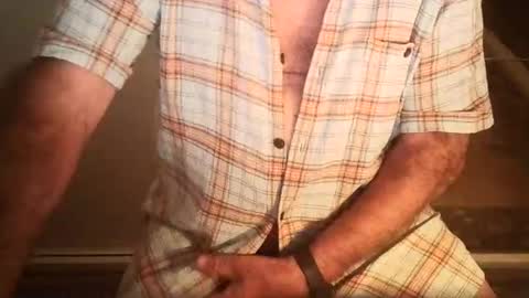 Snapshot of ahmole chatting on 10-24-25, 09:11 Ole online show from 10-24-25, 09:11