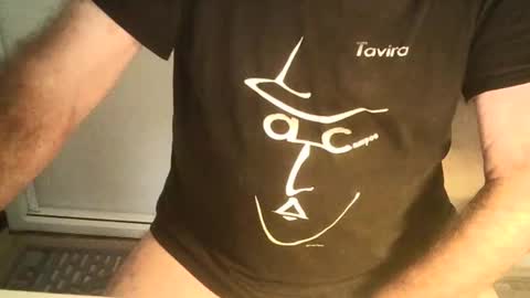 Snapshot of ahmole chatting on 10-28-25, 03:04 Ole online show from 10-28-25, 03:04