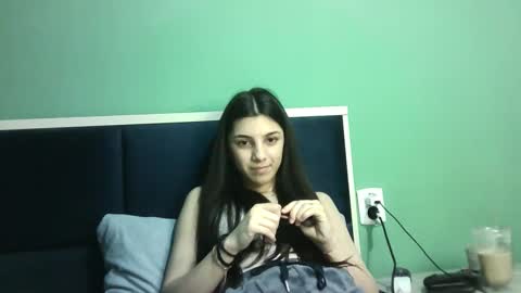 Selena online show from 03-01-25, 03:27