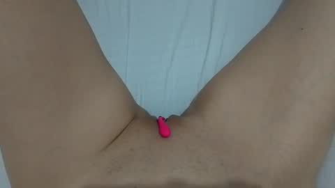 Snapshot of ahsexi chatting on 12-17-24, 04:34 Taylor online show from 12-17-24, 04:34