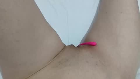 Taylor online show from 04-19-26, 05:12