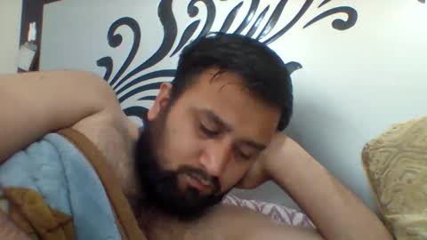 Snapshot of ahtisham118 chatting on 10-12-25, 10:31 ahtisham118 online show from 10-12-25, 10:31