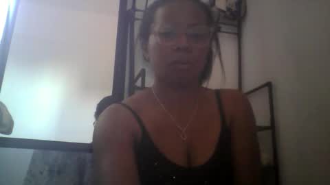 Aicha boobs online show from 10-12-25, 01:21