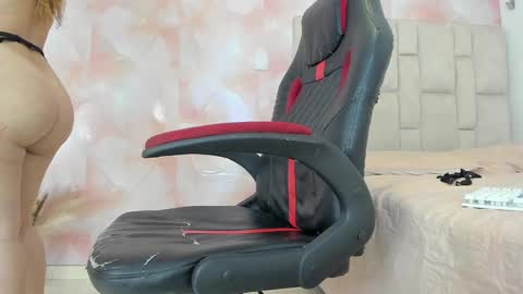 karoline  online show from 03-05-25, 06:45