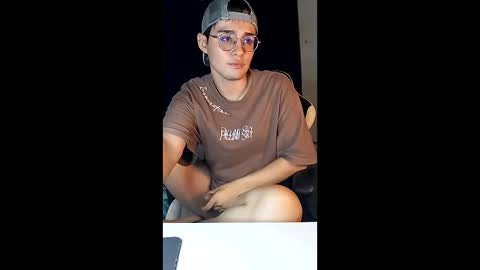 Snapshot of aiden_dwayne chatting on 02-03-26, 03:15 Aiden online show from 02-03-26, 03:15