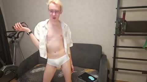 aiden_gr online show from 01-30-25, 06:43
