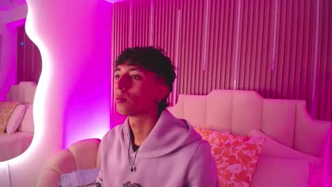 Snapshot of aiden_rivers_ chatting on 03-02-26, 12:45 Aiden online show from 03-02-26, 12:45