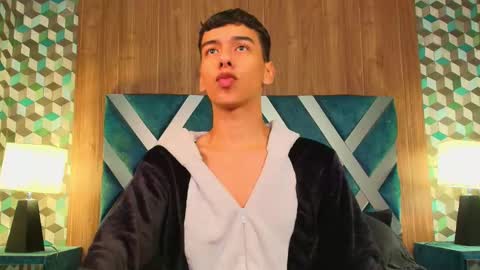 aiden_royce online show from 11-23-25, 08:41