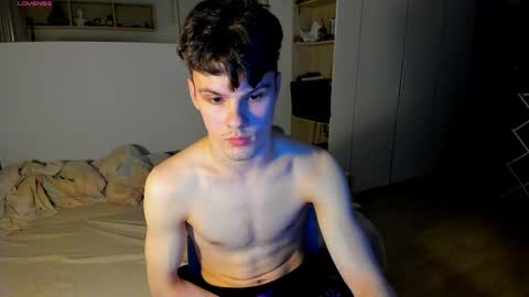 Aiden Sensual online show from 05-14-26, 07:31