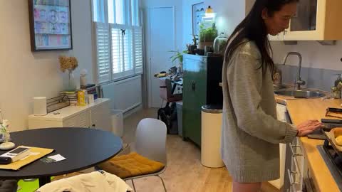 Spicyla online show from 01-28-25, 03:25