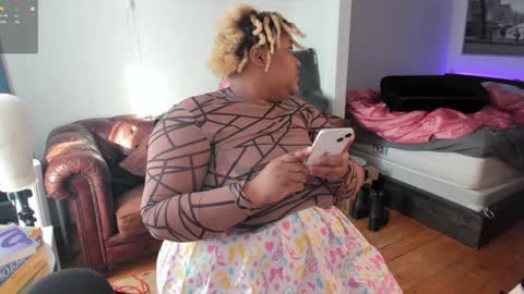 Snapshot of aiichou chatting on 12-14-24, 04:09 Montrals best BBW online show from 12-14-24, 04:09