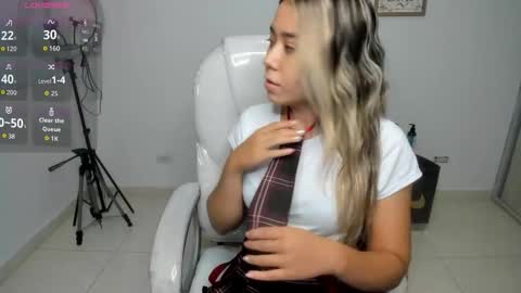 Ailyn online show from 09-11-25, 09:42