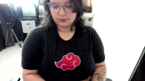 Catalina online show from 11-27-25, 01:24