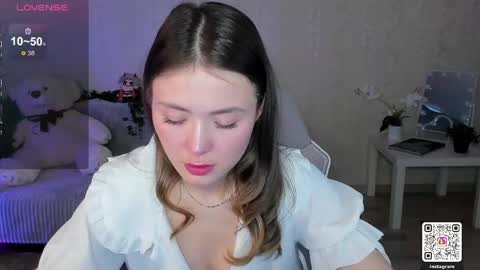 Lynn online show from 04-15-26, 07:26