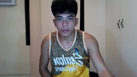 Snapshot of aikoelhara chatting on 04-18-26, 07:07 Angelo online show from 04-18-26, 07:07