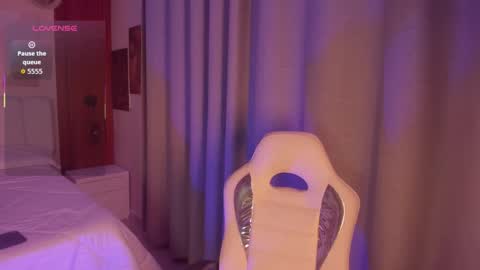   online show from 02-10-26, 02:04