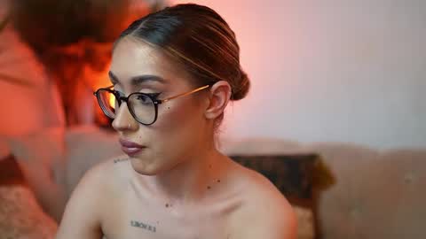 Snapshot of aileenaxa chatting on 04-20-26, 08:32 Aileen online show from 04-20-26, 08:32