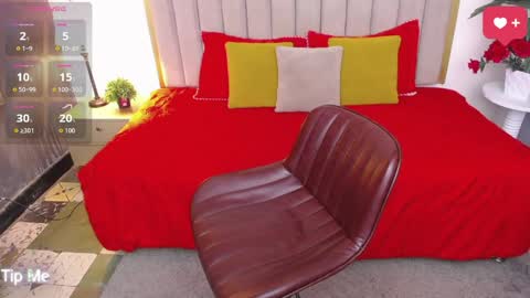 Ailyn rouss online show from 04-01-26, 01:23